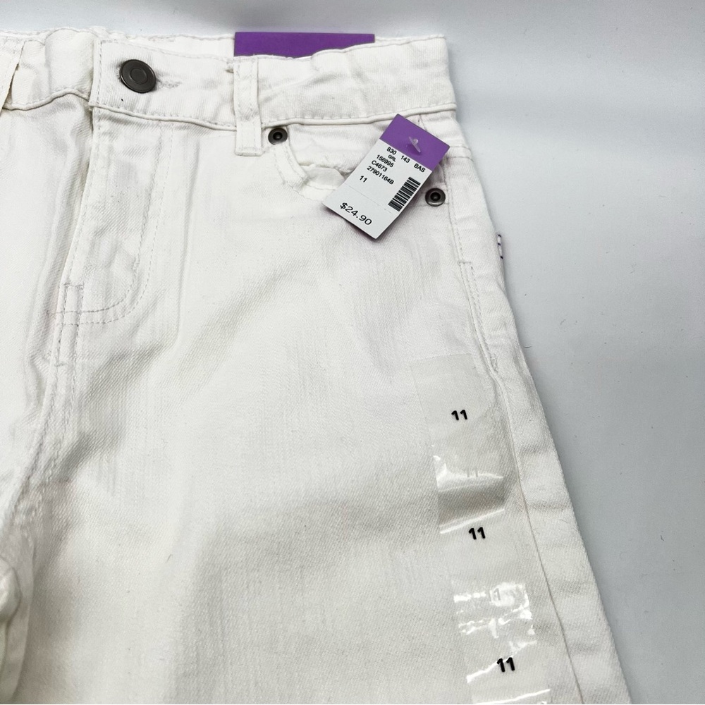 Evsie Girls White High Rise Jeans w/Lavender Stitching on Back Pocket-Size 11 - Picture 12 of 14